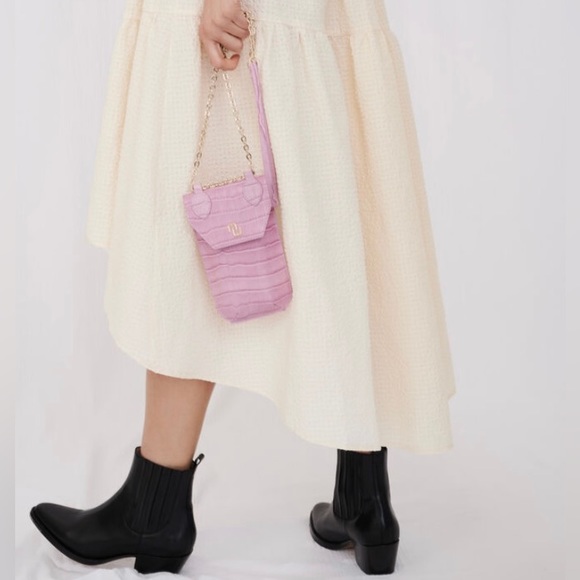 MAJE LAVENDER CROCODILE-EFFECT EMBOSSED LEATHER PHONE CASE - Picture 6 of 7